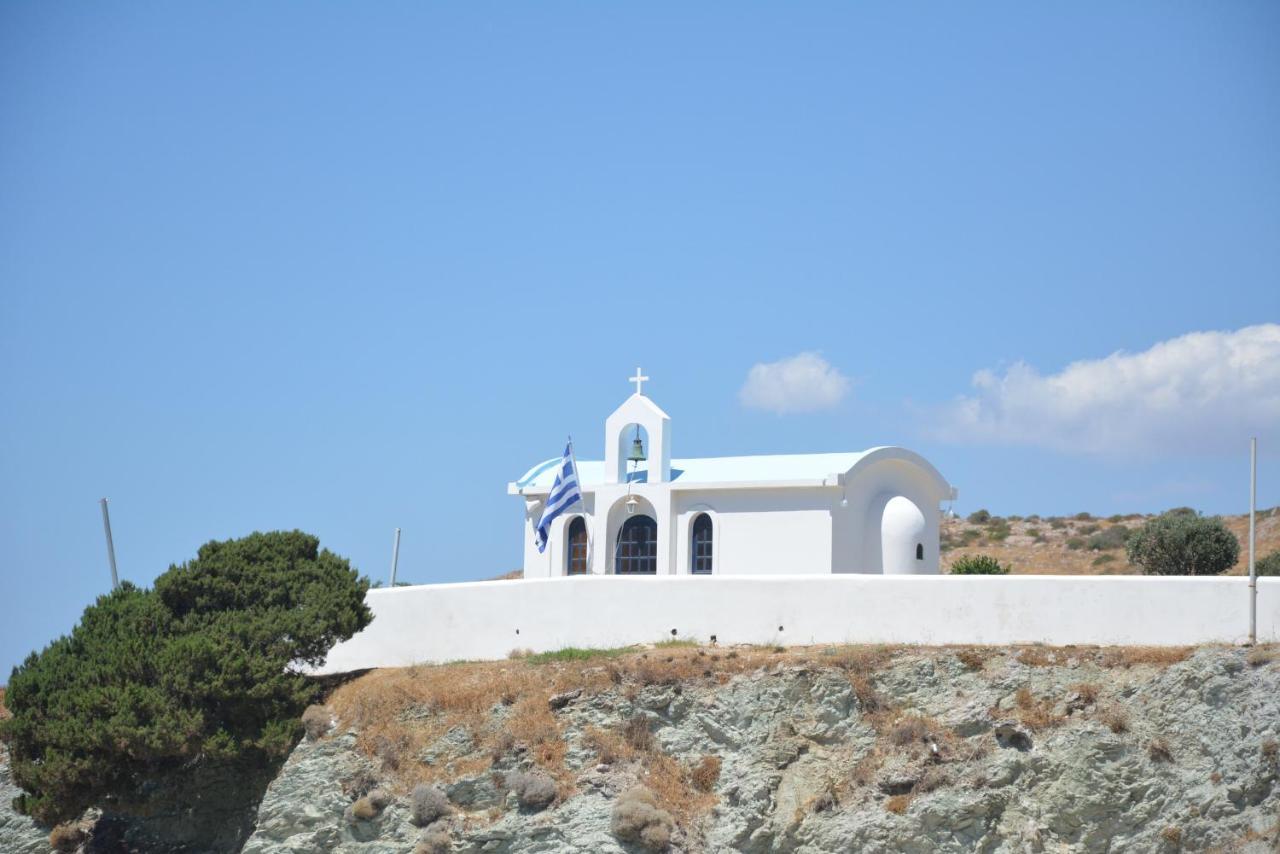 Blue & White Maisonette Over The Sea Near Sounio Kaap Soenion Buitenkant foto