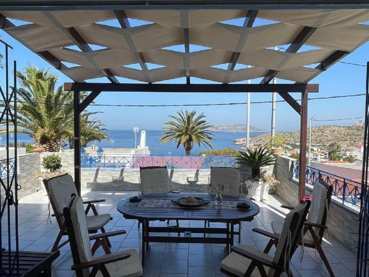 Blue & White Maisonette Over The Sea Near Sounio Kaap Soenion Buitenkant foto
